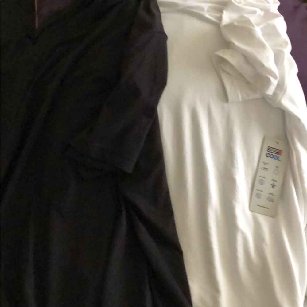 2 Tees - Picture 7 of 8